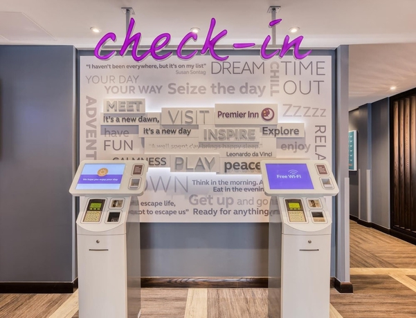 Imagen de los interiores del Hotel Premier Inn Uckfield. Foto 16