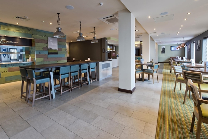 Imagen del bar/restaurante del Hotel Premier Inn Ulverston. Foto 4