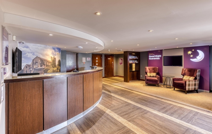 Imagen de los interiores del Hotel Premier Inn Waltham Abbey. Foto 16