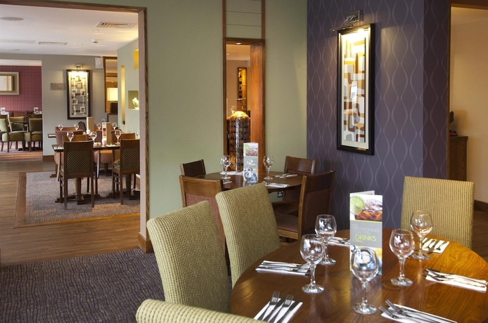 Imagen del bar/restaurante del Hotel Premier Inn Warwick. Foto 3