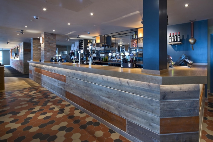Imagen del bar/restaurante del Hotel Premier Inn Whitley Bay. Foto 3