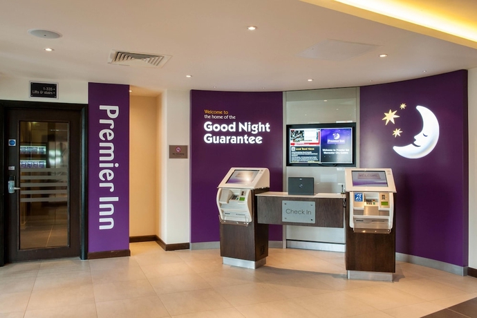 Imagen de los interiores del Hotel Premier Inn Worcester City Centre. Foto 16