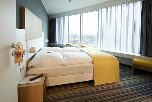 Imagen general del Hotel Premier Inn Würzburg. Foto 3