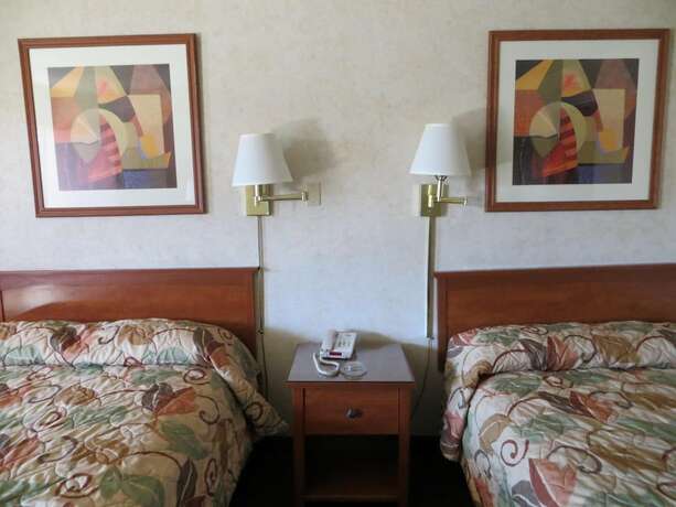 Imagen general del Hotel Premier Inns Metro Center. Foto 9
