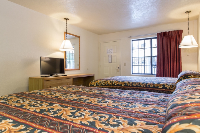 Imagen de la habitación del Hotel Premier Inns Thousand Oaks. Foto 5