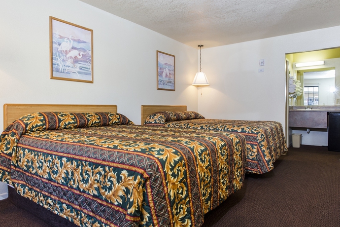 Imagen de la habitación del Hotel Premier Inns Thousand Oaks. Foto 7