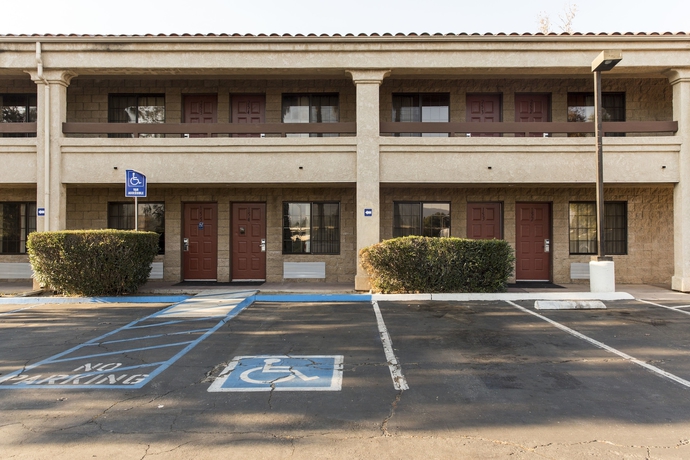 Imagen de los exteriores del Hotel Premier Inns Thousand Oaks. Foto 11