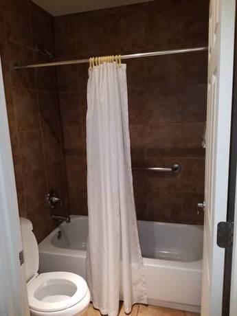 Imagen de la habitación del Hotel Premier Inns Tolleson. Foto 6