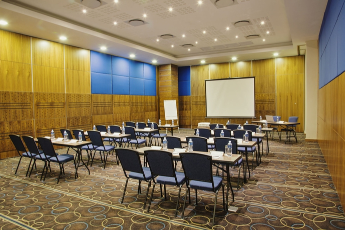 Imagen de los interiores del Hotel Premier Midrand. Foto 12