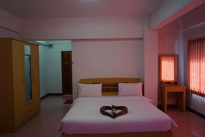 Imagen de la habitación del Hotel Premier Nakhonsithammarat. Foto 4