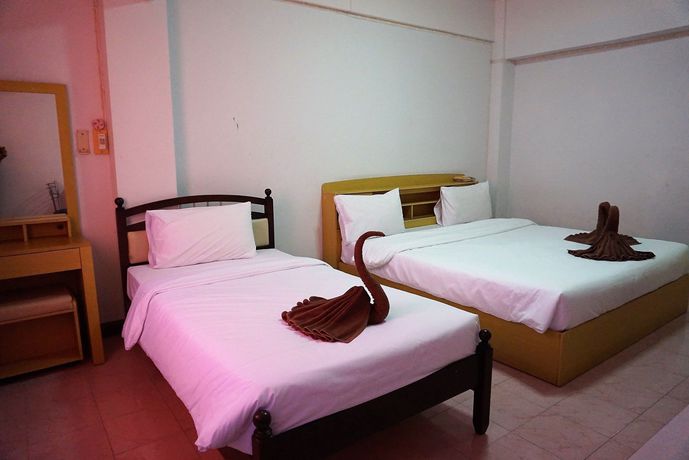Imagen de la habitación del Hotel Premier Nakhonsithammarat. Foto 9