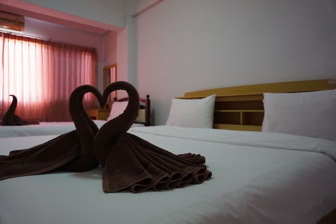 Imagen de la habitación del Hotel Premier Nakhonsithammarat. Foto 17