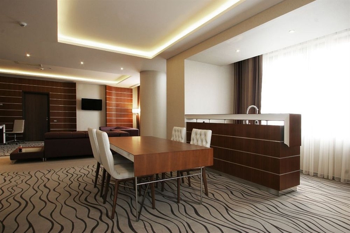 Imagen de la habitación del Hotel Premier Palace and Spa. Foto 2