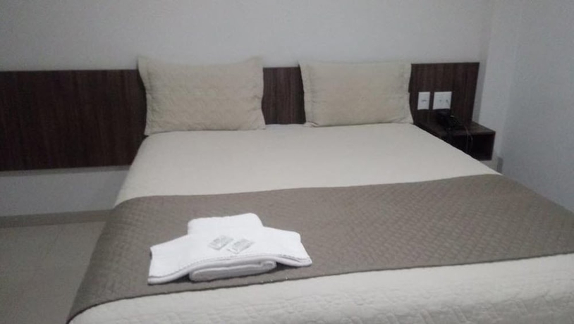 Imagen de la habitación del Hotel Premier Pallace. Foto 7