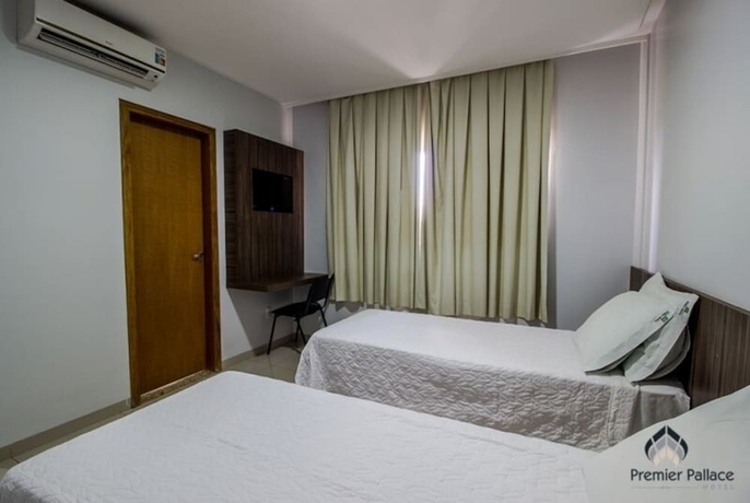 Imagen de la habitación del Hotel Premier Pallace. Foto 9