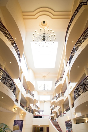Imagen de los interiores del Hotel Premier Regent. Foto 16