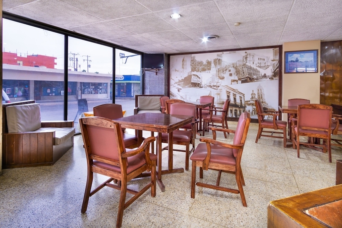Imagen del bar/restaurante del Hotel Premier, SALTILLO. Foto 4