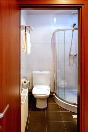 Imagen de la habitación del Hotel Premier Shafran. Foto 5