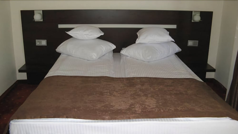 Imagen de la habitación del Hotel Premier, Sibiu. Foto 8