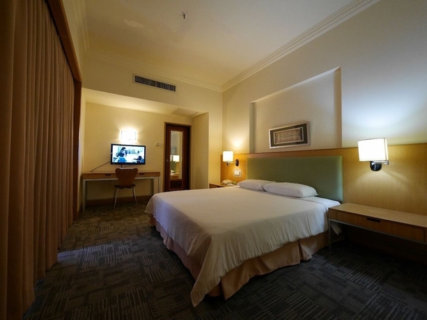 Imagen de la habitación del Hotel Premier, Sibu. Foto 6