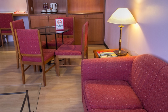 Imagen de la habitación del Hotel Premier, Sibu. Foto 13