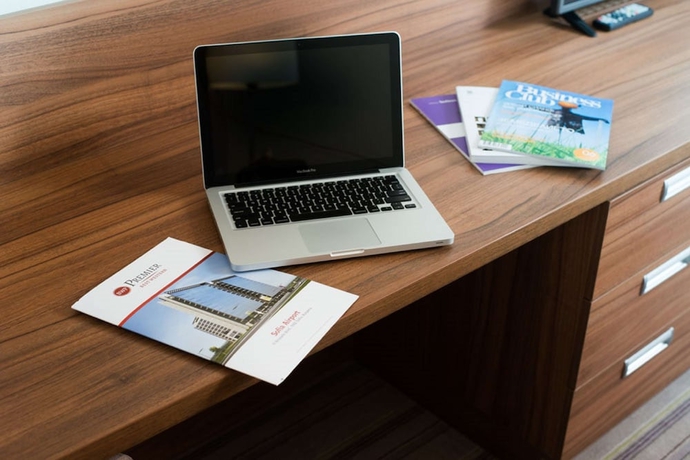 Imagen de la habitación del Hotel Premier Sofia Airport Hotel. Foto 15