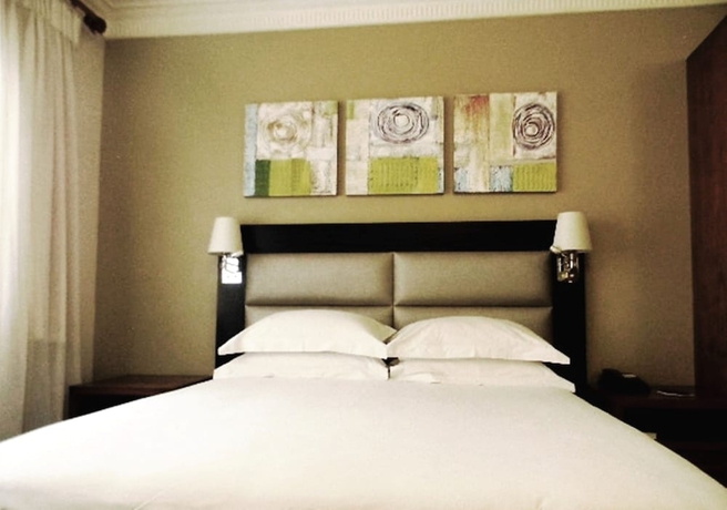 Imagen de la habitación del Hotel Premier Splendid Inn Pinetown. Foto 8