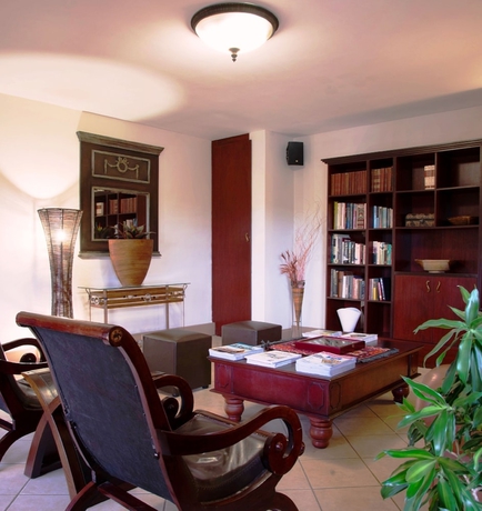 Imagen de los interiores del Hotel Premier Splendid Inn Port Edward. Foto 19