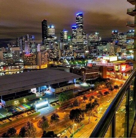 Imagen de los exteriores del Hotel Premier Stays. Foto 28