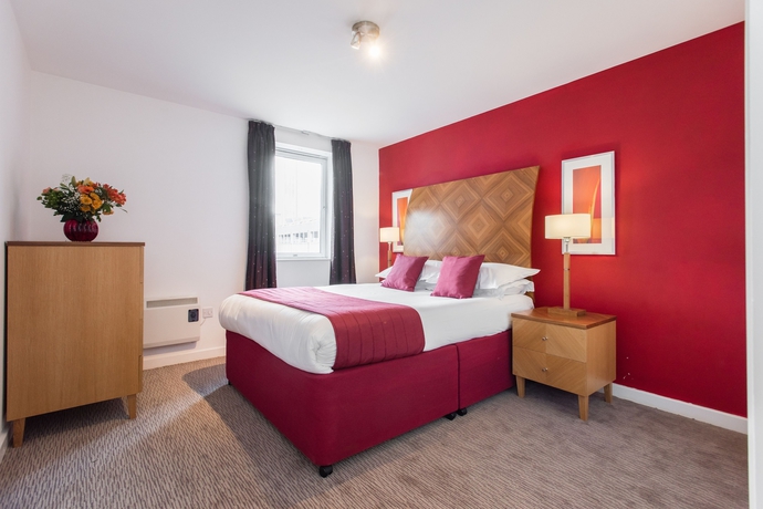 Imagen de la habitación del Hotel Premier Suites Birmingham. Foto 5