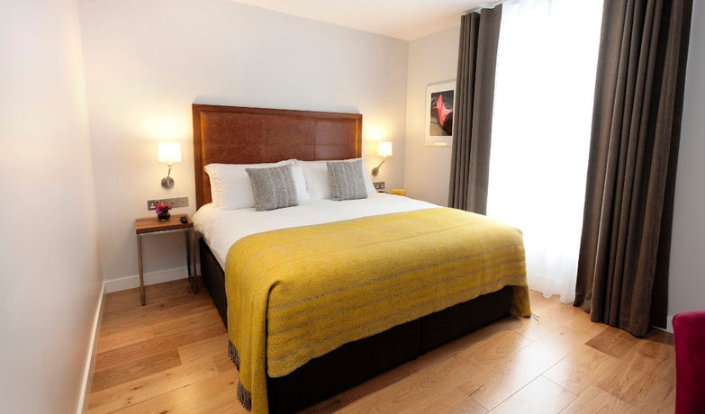 Imagen de la habitación del Hotel Premier Suites Dublin Ballsbridge. Foto 3