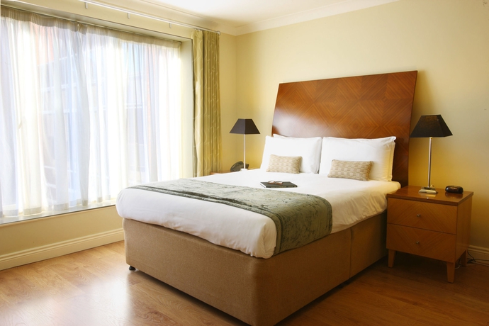 Imagen de la habitación del Hotel Premier Suites Dublin Leeson Street. Foto 2