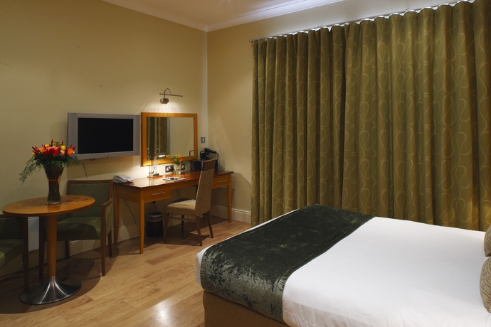 Imagen de la habitación del Hotel Premier Suites Dublin Leeson Street. Foto 4