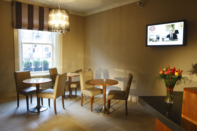 Imagen de los interiores del Hotel Premier Suites Dublin Leeson Street. Foto 15
