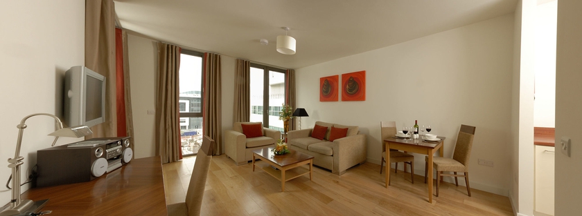 Imagen de los interiores del Hotel Premier Suites Dublin Sandyford. Foto 14