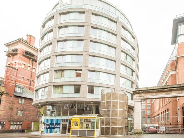 Imagen de la habitación del Hotel Premier Suites Liverpool. Foto 11