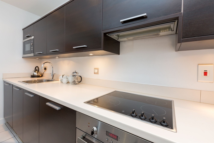 Imagen de la habitación del Hotel Premier Suites Manchester. Foto 9