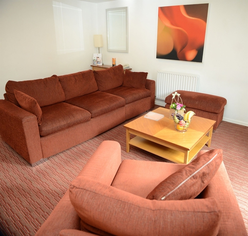 Imagen de los interiores del Hotel Premier Suites Newcastle. Foto 5