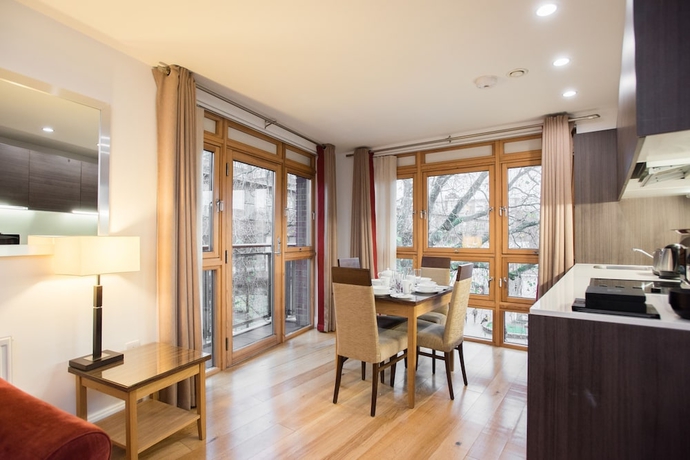 Imagen de la habitación del Hotel Premier Suites Plus Bristol Cabot Circus. Foto 9