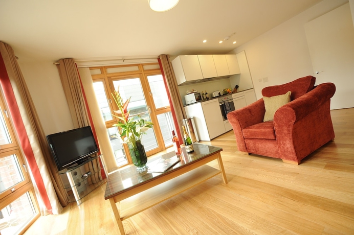Imagen de la habitación del Hotel Premier Suites Plus Bristol Cabot Circus. Foto 11