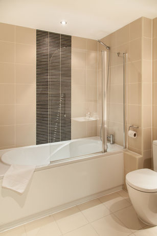 Imagen de los interiores del Hotel Premier Suites Plus Glasgow. Foto 16