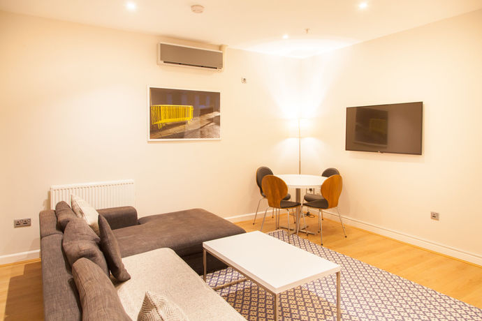 Imagen de la habitación del Hotel Premier Suites Plus Glasgow. Foto 7