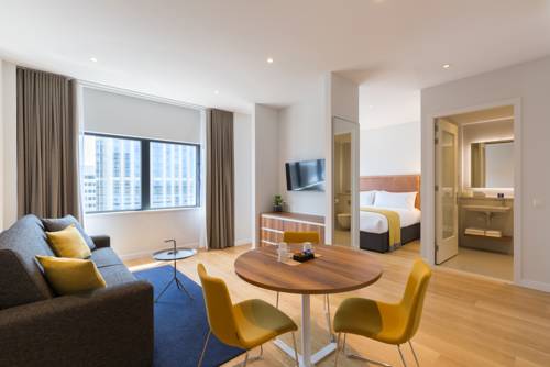 Imagen de la habitación del Hotel Premier Suites Plus Rotterdam. Foto 2