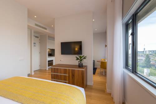 Imagen de la habitación del Hotel Premier Suites Plus Rotterdam. Foto 13