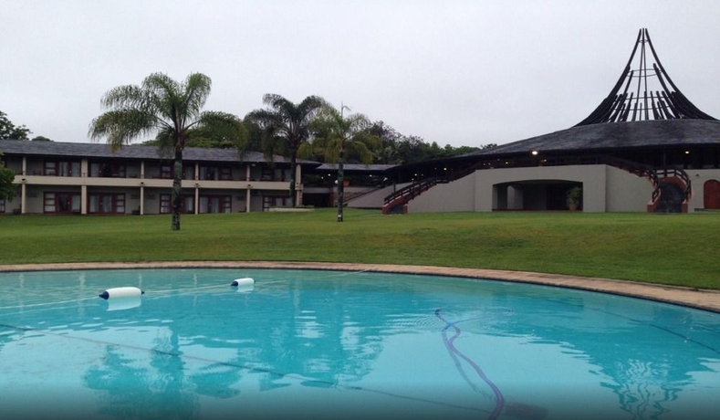 Imagen de la piscina del Hotel Premier The Winkler. Foto 15