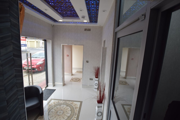 Imagen de los interiores del Hotel PremierLux Serviced Apartments. Foto 15