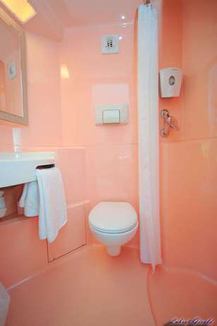 Imagen general del Hotel Premiere Classe Ales. Foto 7