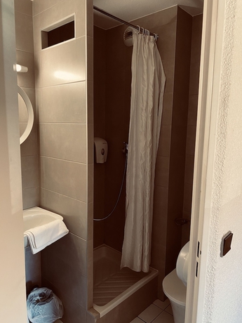 Imagen de la habitación del Hotel Premiere Classe Annecy Sud - Cran Gevrier. Foto 8