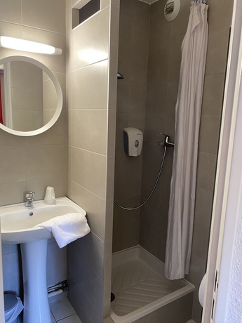 Imagen de la habitación del Hotel Premiere Classe Annecy Sud - Cran Gevrier. Foto 9