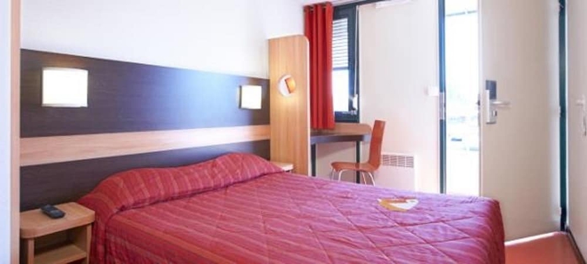 Imagen de la habitación del Hotel Premiere Classe Bourges (6 Kms Du Centre-ville). Foto 11